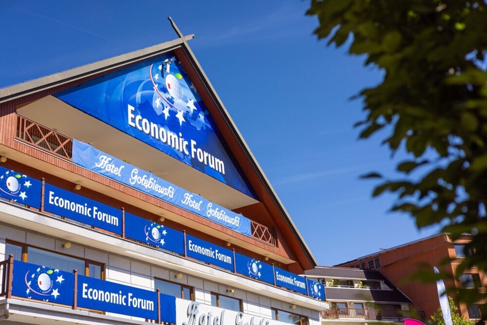 XXXIII Forum Ekonomiczne Karpacz 3-5 września 2024 r. Pierwsze Forum AI zgromadziło 30 rektorów wyższych uczelni