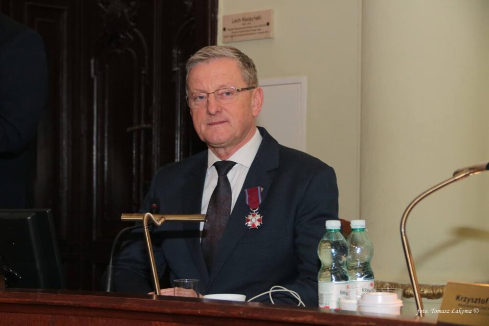 Artur Czernecki, wiceprzewodniczący Rady Miasta Nowego Sącza odznaczony Srebrnym Krzyżem Zasługi