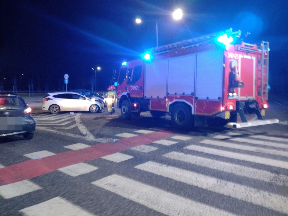 Wypadek w newralgicznym punkcie Nowego Sącza. Jedna osoba trafiła do szpitala [ZDJĘCIA]
