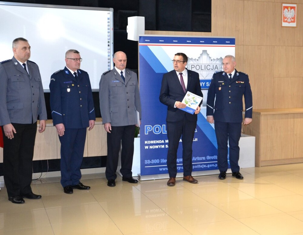 Zmiany w Komisariacie Policji w Łososinie Dolnej. Jan Nowak nowym komendantem 