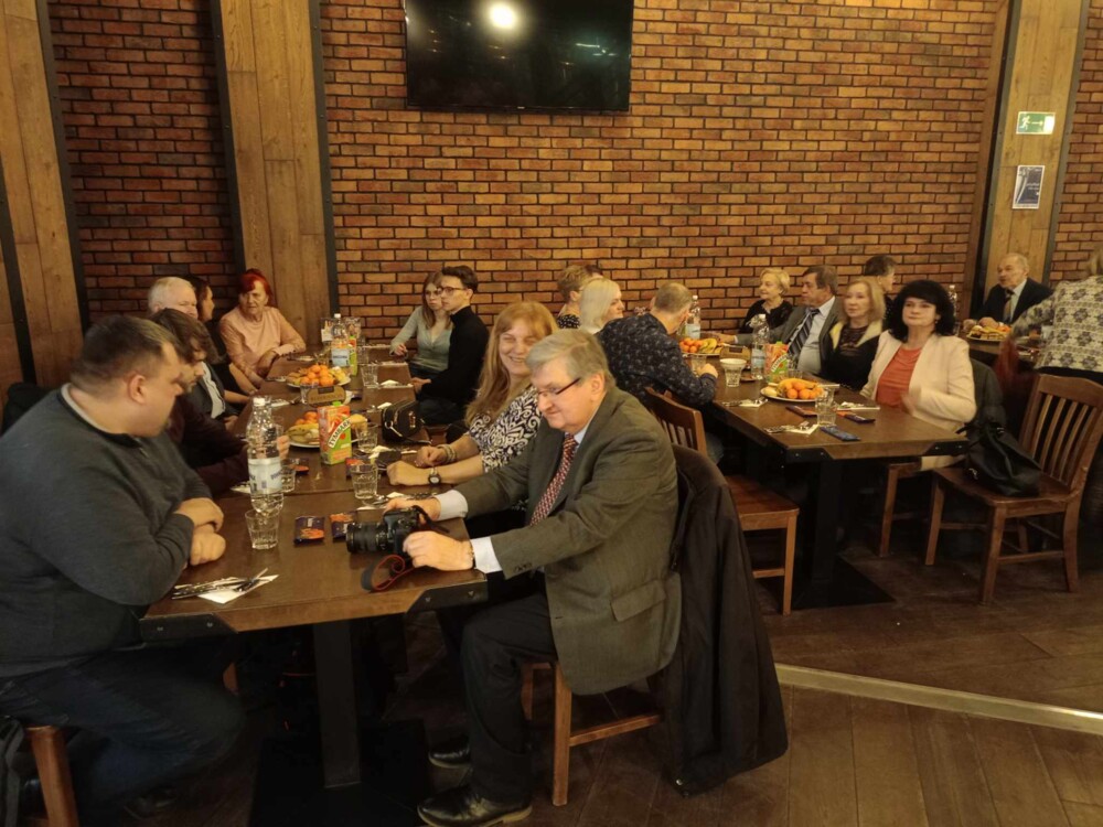 Życzenia, kolędy i wspólna zabawa. Mieszkańcy Gołąbkowic ponownie się spotkali [ZDJĘCIA]