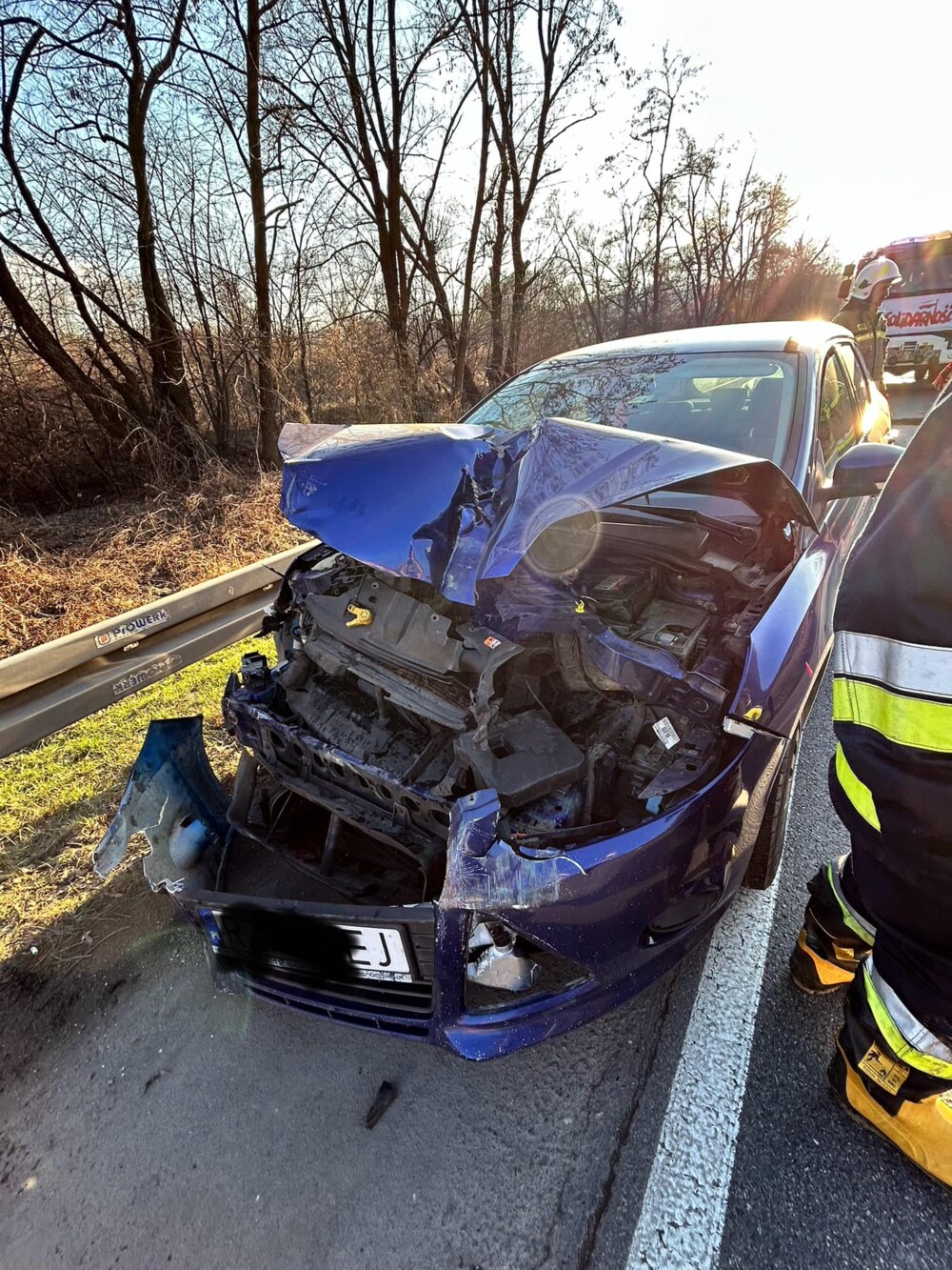 Auto skasowane! Znowu potężna kraksa na drodze krajowej 75 [ZDJĘCIA]