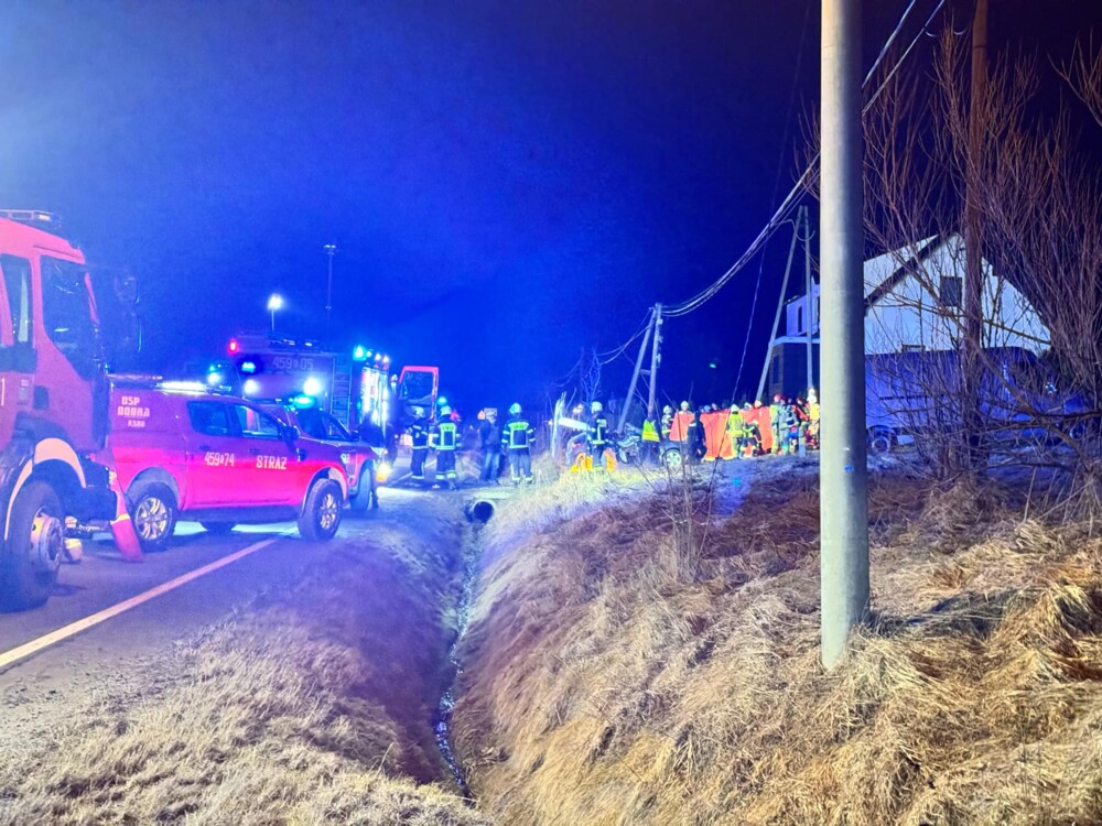Tragiczny wypadek na drodze krajowej. Życia kierowcy nie udało się uratować [WIDEO] [ZDJĘCIA]