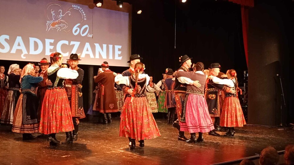 60-lecie zespołu regionalnego “Sądeczanie”. To był wyjątkowy koncert! [WIDEO] [ZDJĘCIA]