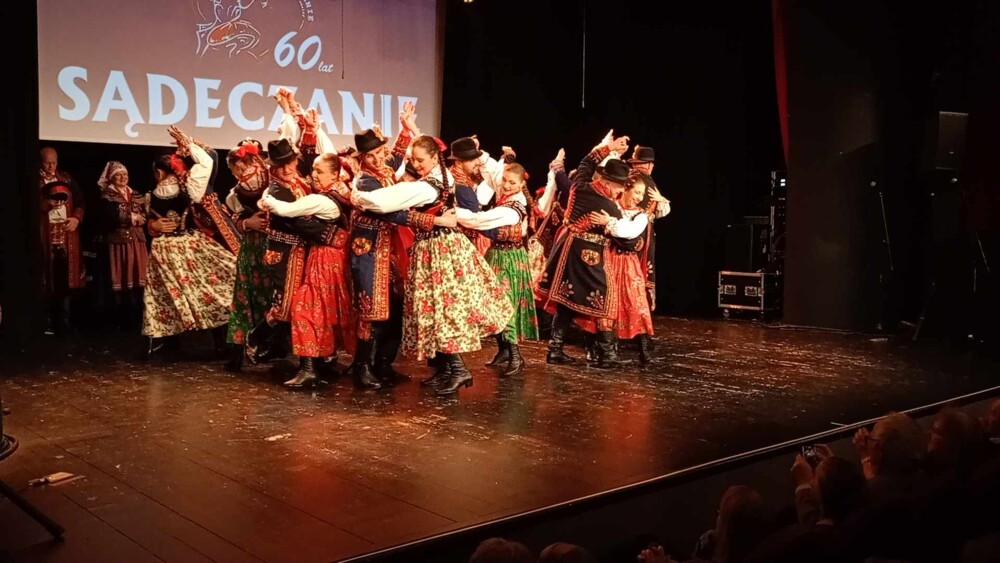 60-lecie zespołu regionalnego “Sądeczanie”. To był wyjątkowy koncert! [WIDEO] [ZDJĘCIA]