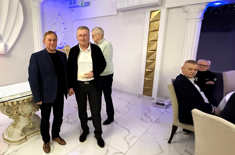 Wyróżnienia, podziękowania, gratulacje. Noworoczne spotkanie piłkarskiej rady seniorów [ZDJĘCIA]