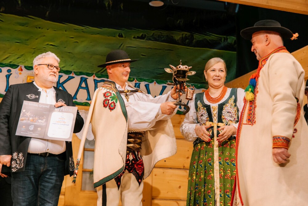Wielki sukces Zespołu Regionalnego Mszalniczanie. Grand Prix dla grupy kolędniczej „Herody”
