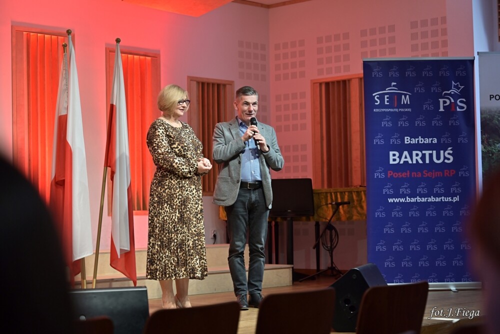 Młodzi śpiewają dla Polski. X Gorlicki Konkurs Pieśni Patriotycznej [ZDJĘCIA]