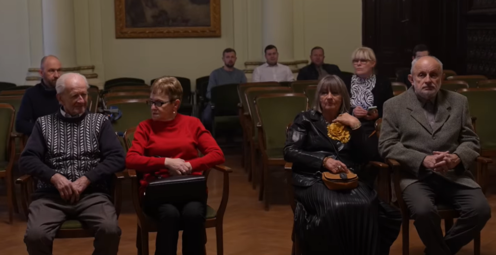 Oni mają receptę na długoletnie pożycie małżeńskie. Dziewięć par świętowało w ratuszu Złote Gody [ZDJĘCIA]