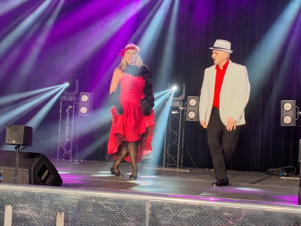 Uczestnicy „Rolnik szuka żony”, „Sanatorium miłości” i „Mam talent” w Krynicy – Zdroju inspirują ludzi [WIDEO]