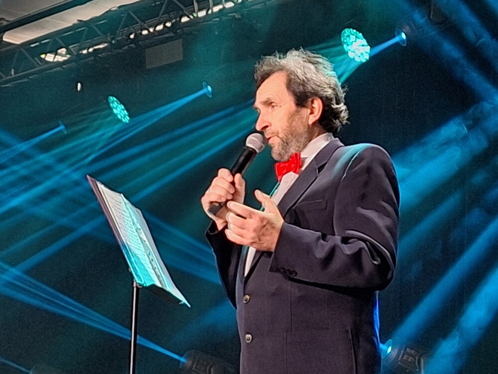 Uczestnicy „Rolnik szuka żony”, „Sanatorium miłości” i „Mam talent” w Krynicy – Zdroju inspirują ludzi [WIDEO]