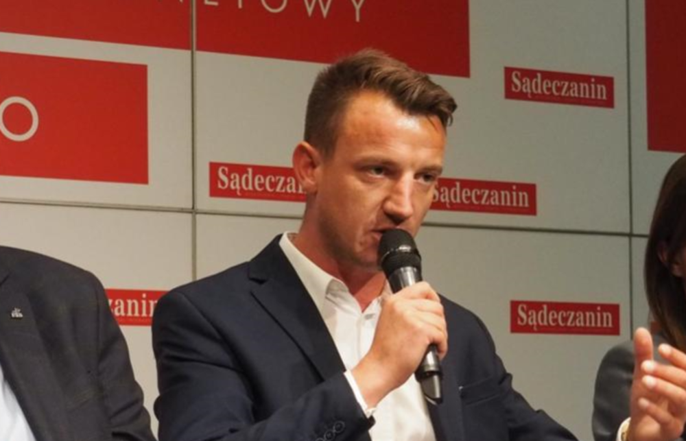 “Oddaje się do dyspozycji klubu”. Szczere wyznanie sądeckiego posła Ryszarda Wilka
