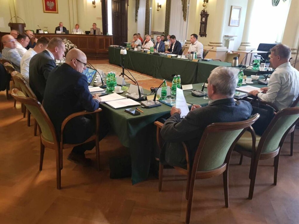 Sesja Rady Miasta Nowego Sącza. Tarcza Herbowa, Budżet Obywatelski i imigranci