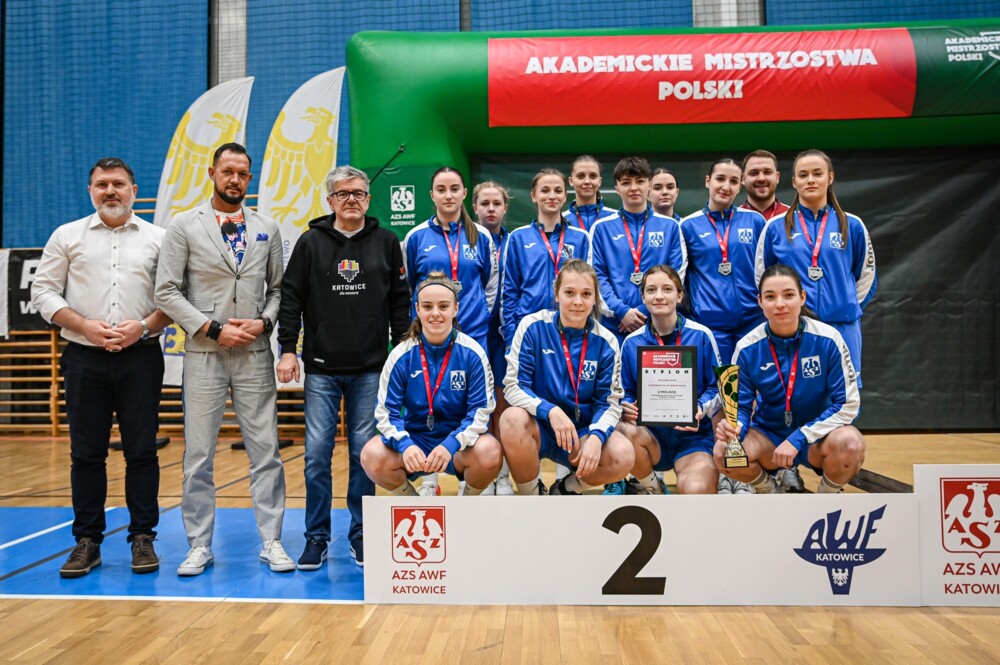 Sukces studentów sądeckiej uczelni w Akademickich Mistrzostwach Polski. Wrócili z dwoma srebrnymi medalami [ZDJĘCIA]