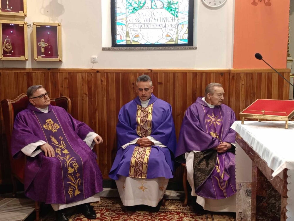 Ostatnie pożegnanie śp. Heleny Tokarz. Pogrzeb bohaterki zgromadził tłumy [ZDJĘCIA] [WIDEO]