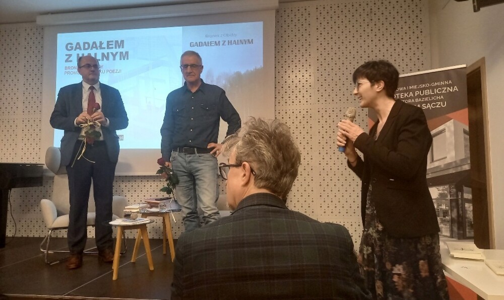 Tłumy na promocji tomiku wierszy Bronka z Obidzy. Poeta napisał: „Dziękuję Wam za to przerażenie” [ZDJĘCIA]