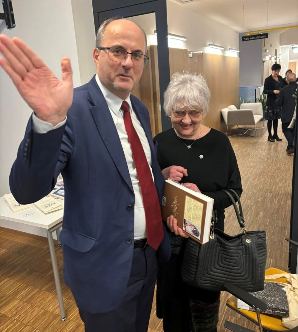 Tłumy na promocji tomiku wierszy Bronka z Obidzy. Poeta napisał: „Dziękuję Wam za to przerażenie” [ZDJĘCIA]