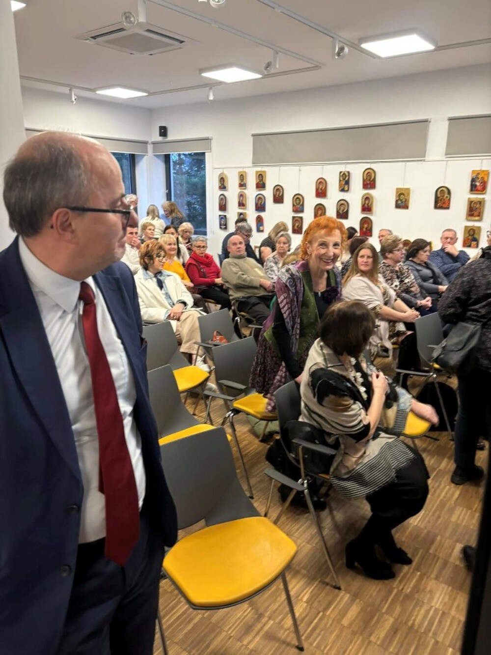 Tłumy na promocji tomiku wierszy Bronka z Obidzy. Poeta napisał: „Dziękuję Wam za to przerażenie” [ZDJĘCIA]