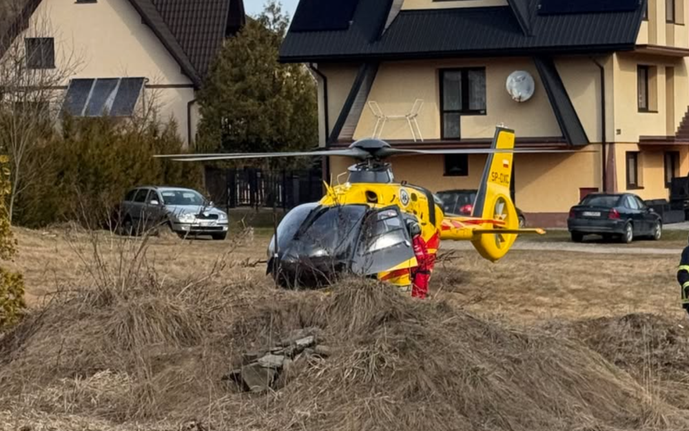 Upadek okazał się bardzo poważny. Na miejscu lądowało Lotnicze Pogotowie Ratunkowe