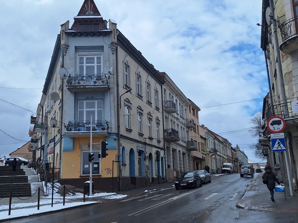 Zimowy obrazek z Nowego Sącza. W marcu, jak w garncu [ZDJĘCIA]