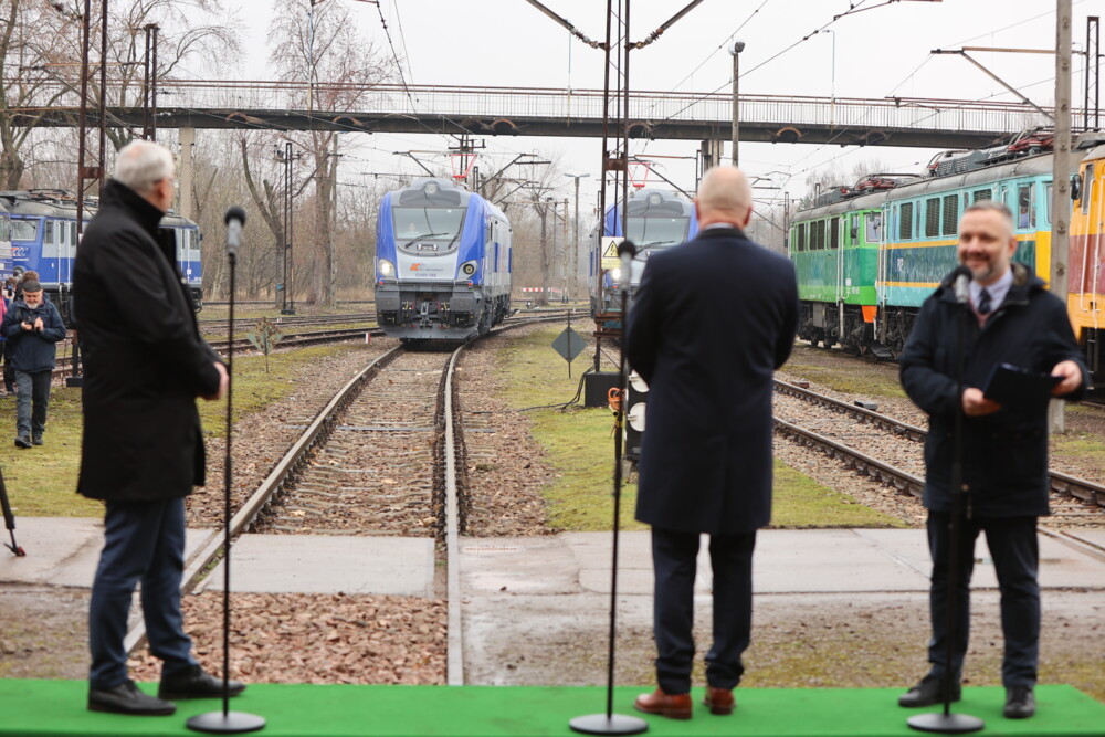Kolejne lokomotywy wyprodukowane w nowosądeckim Newagu przykazane dla PKP Intercity
