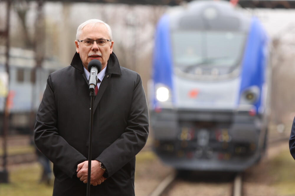Kolejne lokomotywy wyprodukowane w nowosądeckim Newagu przykazane dla PKP Intercity
