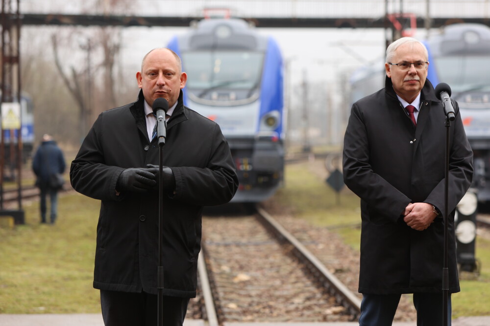 Kolejne lokomotywy wyprodukowane w nowosądeckim Newagu przykazane dla PKP Intercity