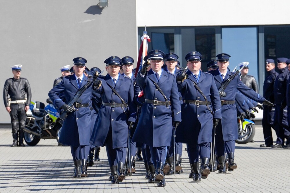 Mamy kolejnych policjantów. Sądecka komenda zyska nowych funkcjonariuszy [ZDJĘCIA]
