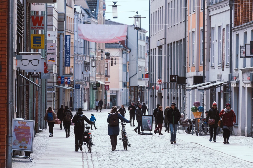 Czy 30.03.2025 r. to niedziela handlowa albo jest to niedziela z zakazem handlu, w które niedziele będzie można zrobić zakupy przed świętami wielkanocnymi w tym roku