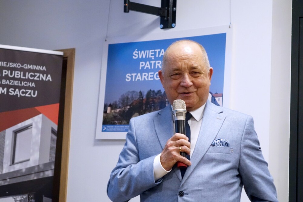 Jadwiga Marzec ze Złotym Jabłkiem Sądeckim. Najmłodsi czytelnicy uwielbiają jej książki