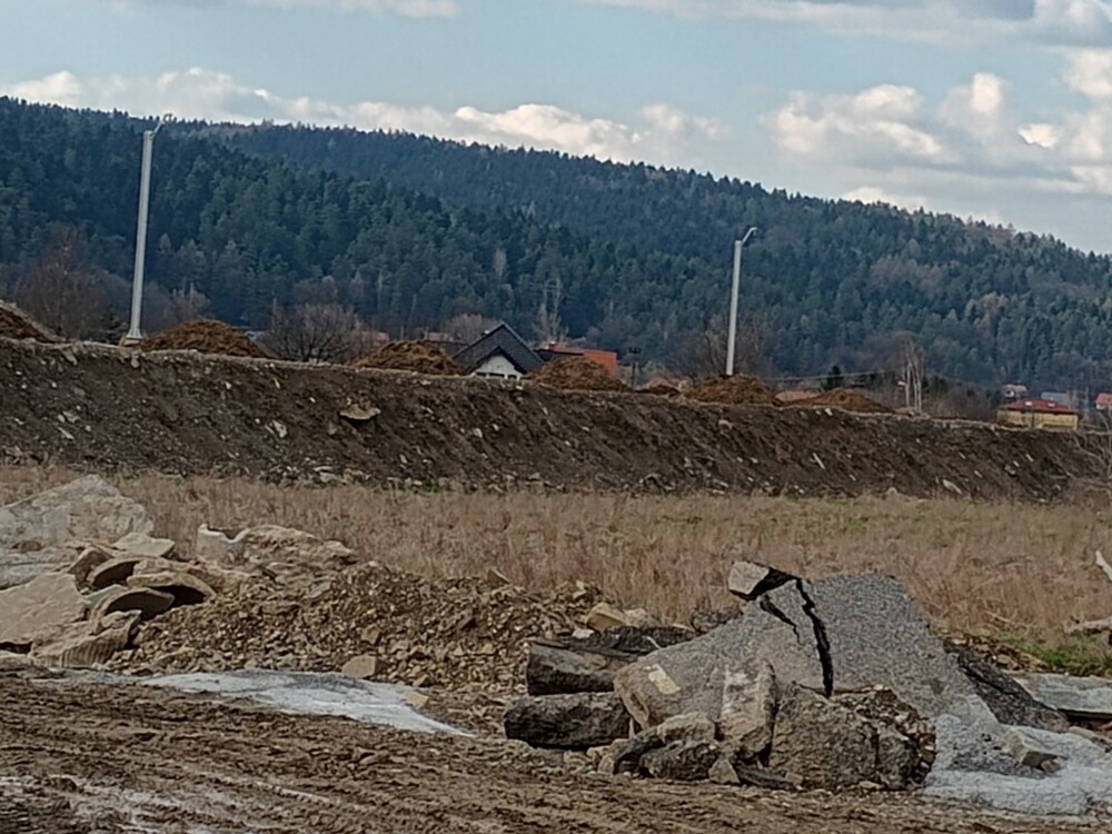 Inwestycja kolejowa na ulicy Krakowskiej w Nowym Sączu postępuje. Co tam się dzieje!