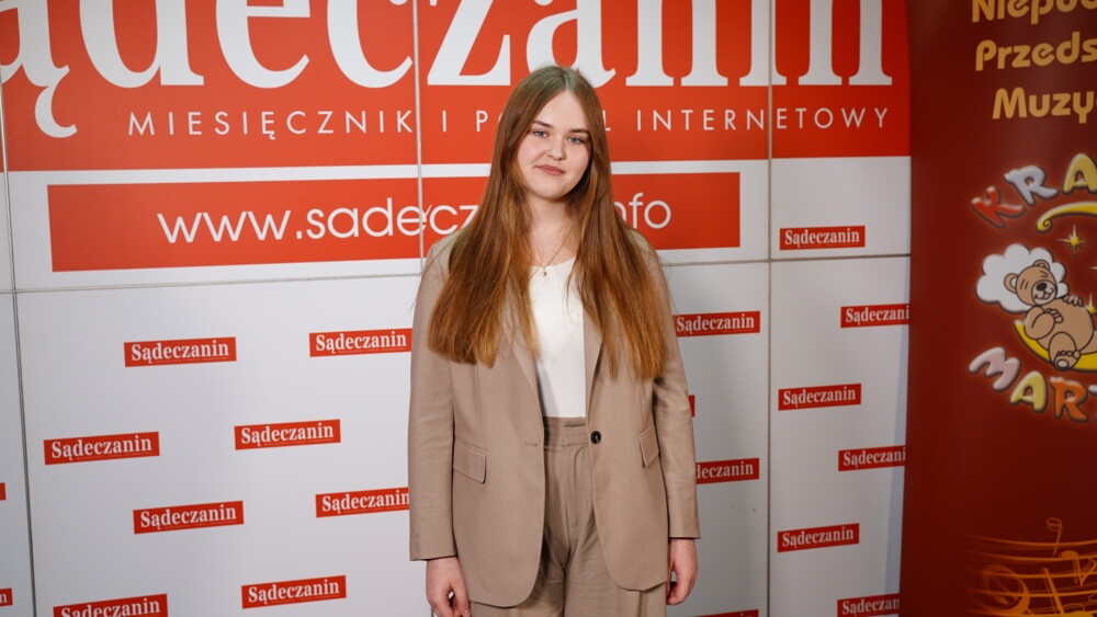 Oliwia Dobosz naturalny i mocny głos, doceniony przez jury konkursu. Młoda artystka ma tą moc!