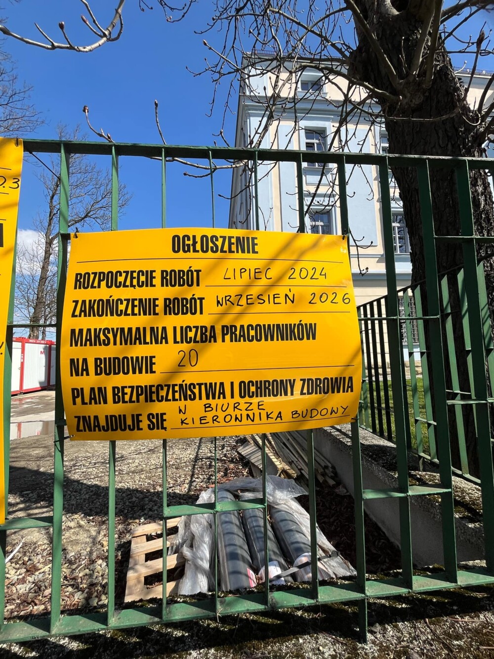 Nowy Sącz przeżywa inwestycyjny boom. Budowlane prace są prowadzone nawet na terenie KaOSG