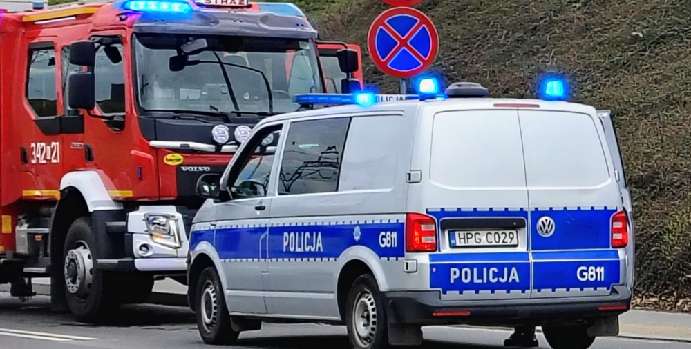 Wypadek na skrzyżowaniu w Nowym Sączu! Skutki okazały się poważne [ZDJĘCIA]