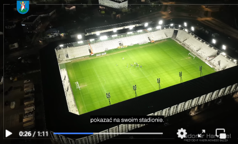 Budowany stadion przy ul. Kilińskiego 47 cały oświetlony [ZDJĘCIA]