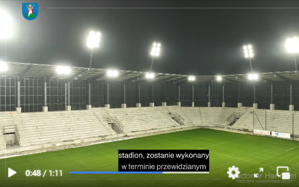 Budowany stadion przy ul. Kilińskiego 47 cały oświetlony [ZDJĘCIA]