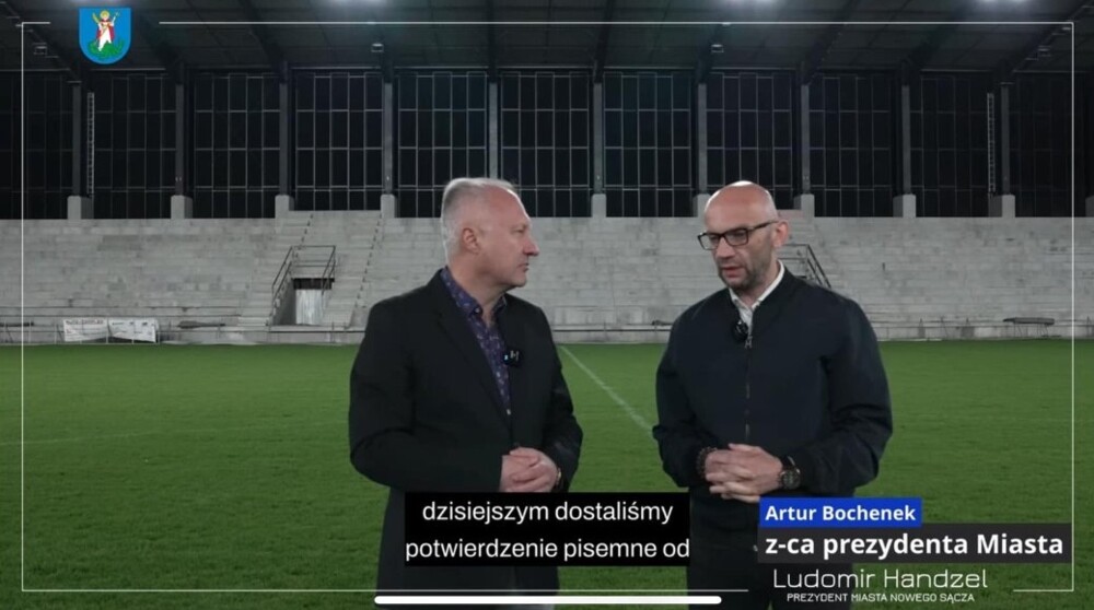 Budowany stadion przy ul. Kilińskiego 47 cały oświetlony [ZDJĘCIA]