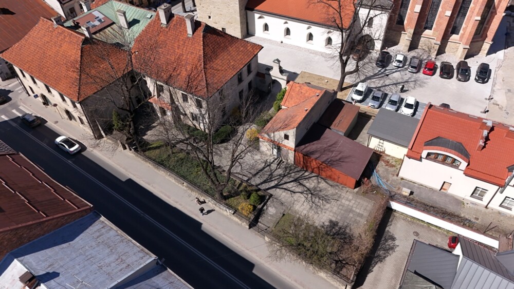Zabytkowy Dom Gotycki w Nowym Sączu z innej perspektywy [FILM, ZDJĘCIA]