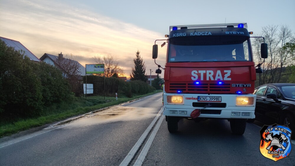 Tragiczny wypadek w Kadczy przed samymi świętami. Nie żyje około 60-letni mężczyzna, sprawca uciekł