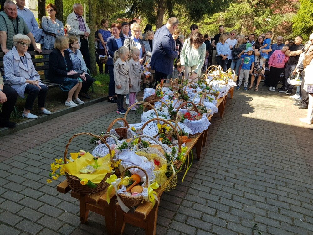 Wielka Sobota – czas modlitwy, zadumy. Oczekiwanie na zmartwychwstanie Jezusa. Czas święcenia pokarmów