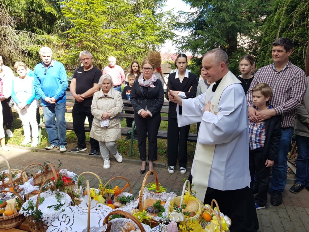 Wielka Sobota – czas modlitwy, zadumy. Oczekiwanie na zmartwychwstanie Jezusa. Czas święcenia pokarmów