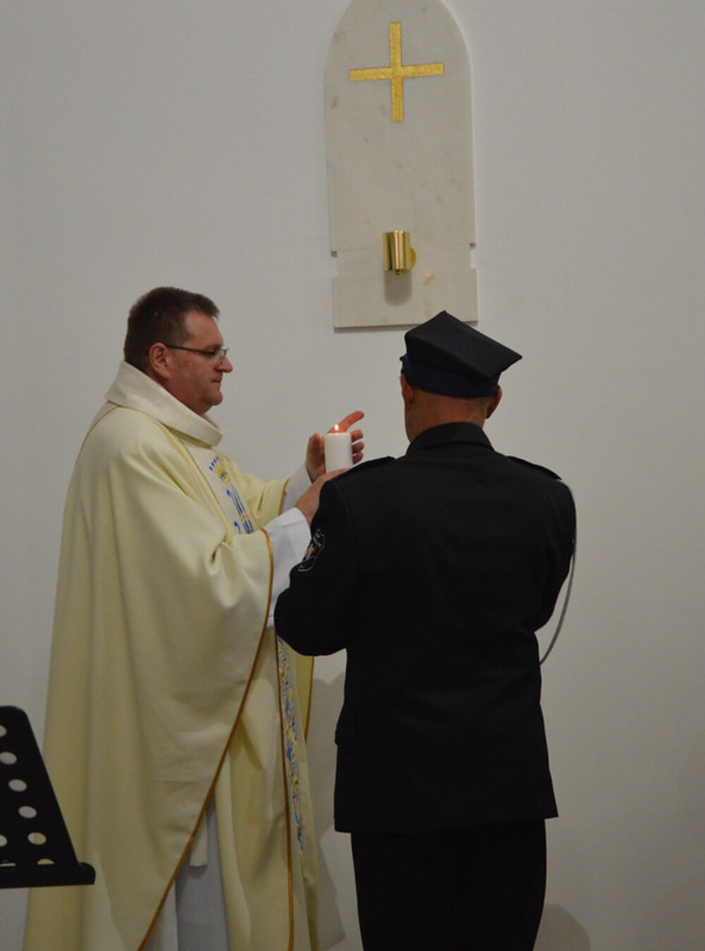 Wyjątkowa uroczystość w Świniarsku. Kościół parafialny pw. Miłosierdzia Bożego został konsekrowany [ZDJĘCIA]