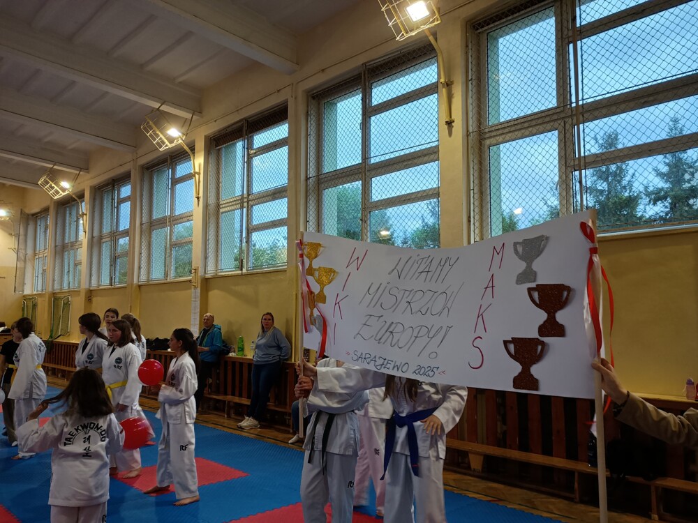 Przywitanie medalistów Mistrzostw Europy w Taekwondo w Nowosądeckim Klubie Sportowym! Zdobyli aż 7 medali