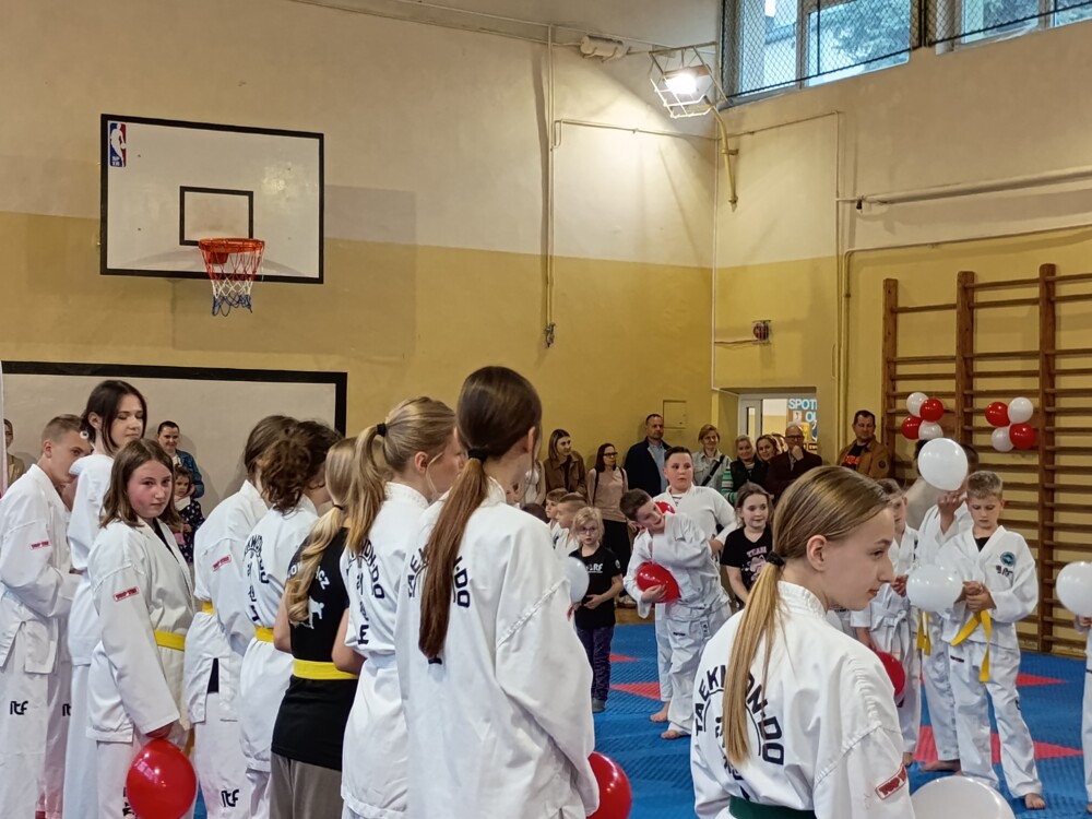 Przywitanie medalistów Mistrzostw Europy w Taekwondo w Nowosądeckim Klubie Sportowym! Zdobyli aż 7 medali