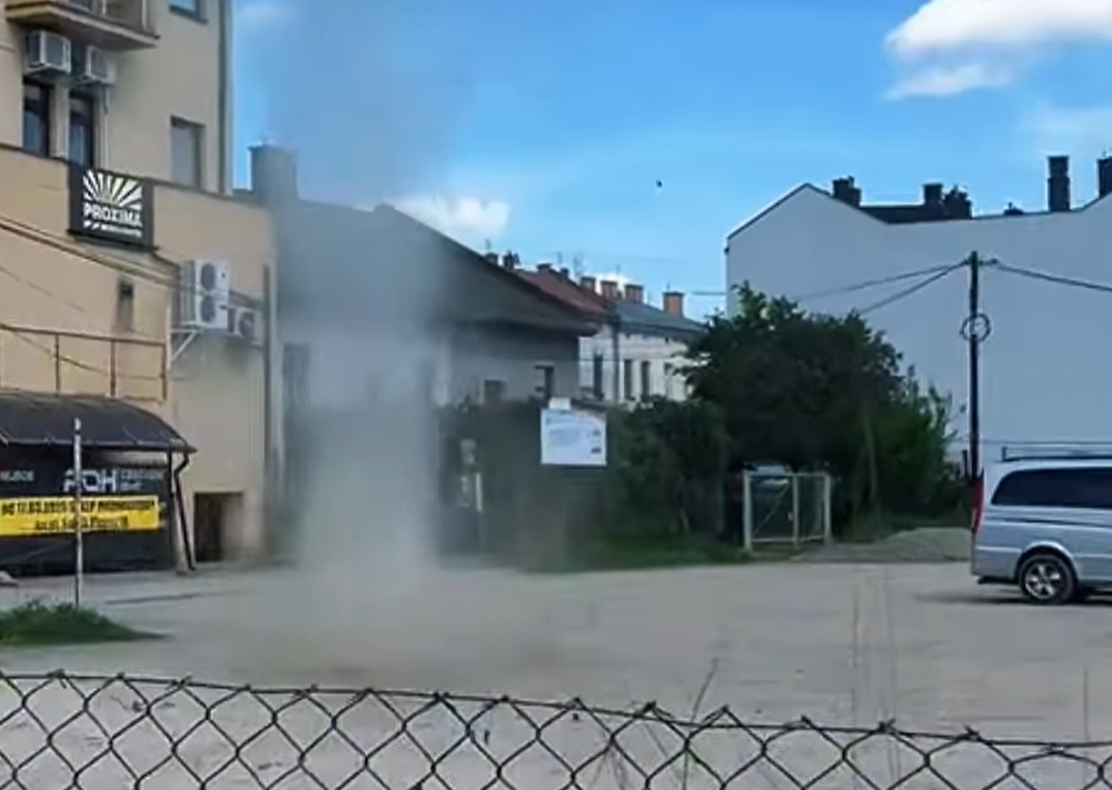 Niecodzienne zjawisko w Nowym Sączu. Nagle powstał wir powietrzny [WIDEO]