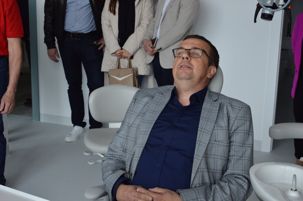 To coś więcej niż leczenie bólu zęba. Nowe centrum stomatologii na Sądecczyźnie. Pora na uśmiech!