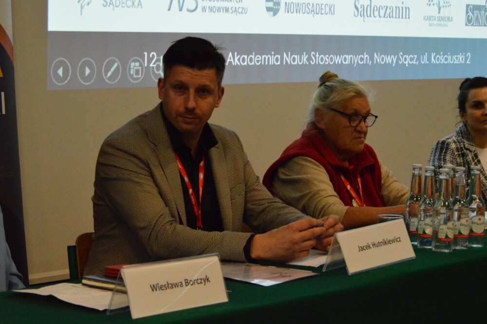 Już prawie co trzecia osoba w Polsce to senior. „Wszyscy mamy w interesie aktywizację osób starszych” 