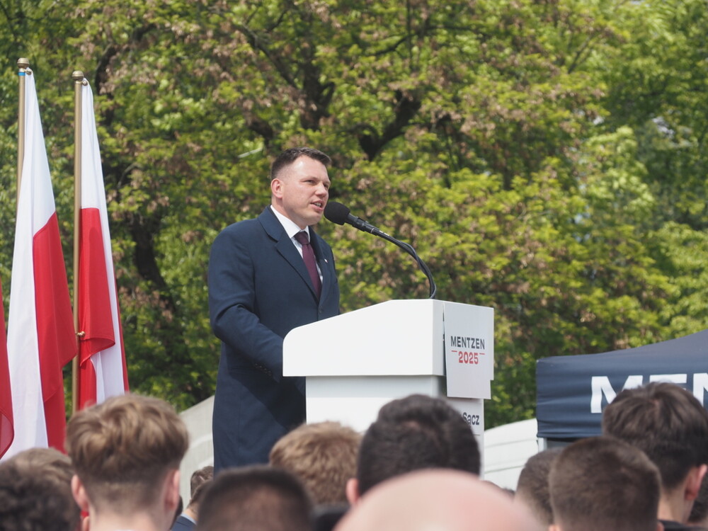 Sławomir Mentzen w Nowym Sączu. Na wiecu wyborczym pojawiły się tłumy [WIDEO][ZDJĘCIA]