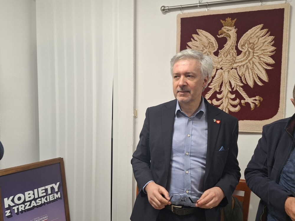 Wieczór wyborczy w sztabie Rafała Trzaskowskiego w Nowym Sączu. Euforia: JEST! Brawo…[FILM, ZDJĘCIA] 