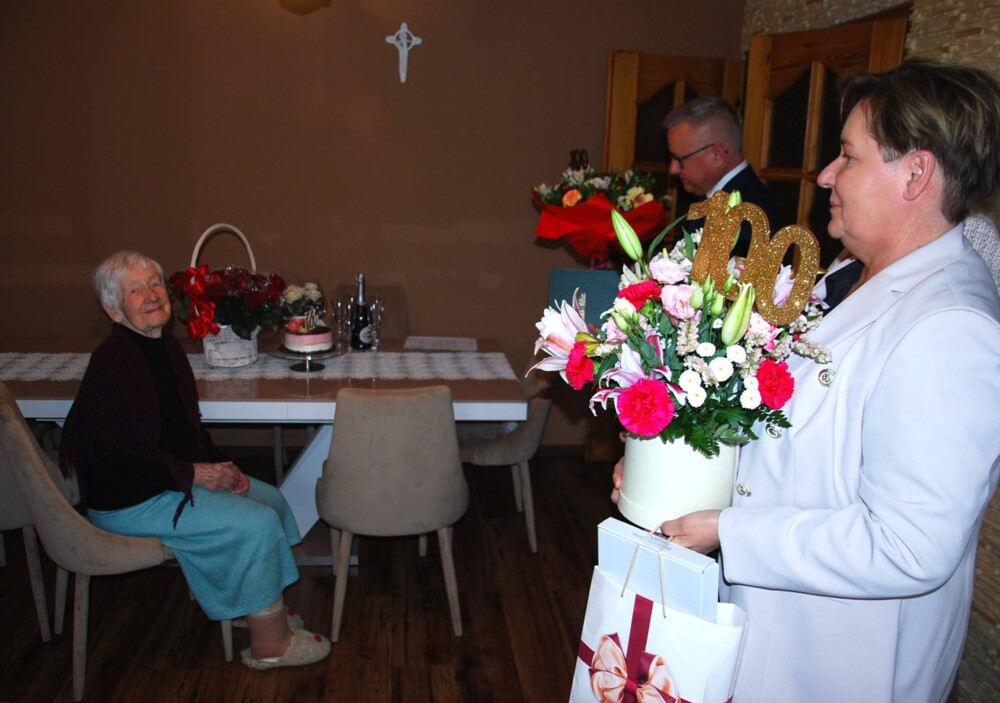 Takie urodziny świętuje się tylko raz w życiu. Pani Anno życzymy kolejnych 100 lat